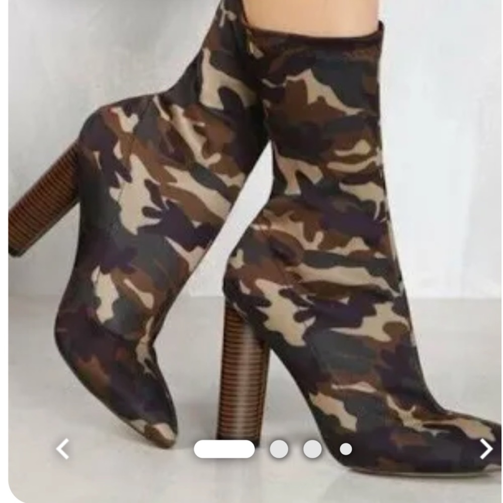 Lola Shoetique Camouflage Ankle Boots